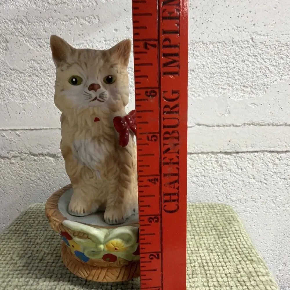 Vintage Music Box Orange Cat in Basket Plays 